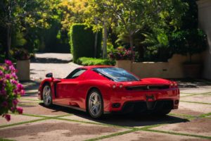 ferrari enzo 4