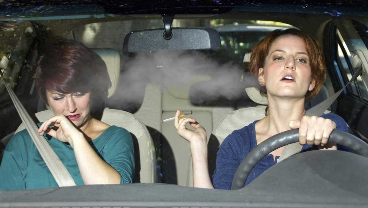 fumar coche 2
