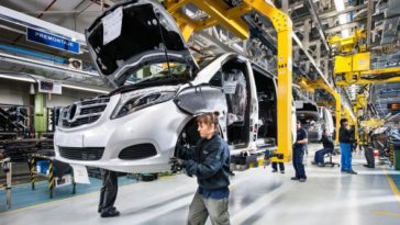 fabrica mercedes benz 2