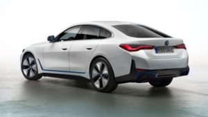 BMW i4 cola