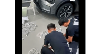 Compra auto con pura morralla