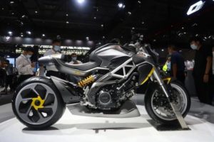 Cyclone RA9 moto china de 1000 cc 2