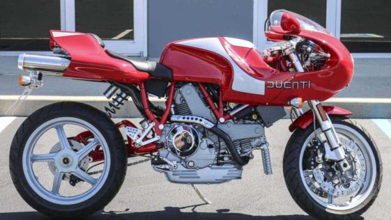 En venta Ducatti MH900e 2002