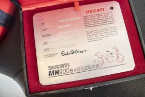 placa ducatti-