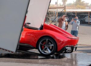 Ferrari es llevado a Morelos para pagar 672 pesos de verificación 2