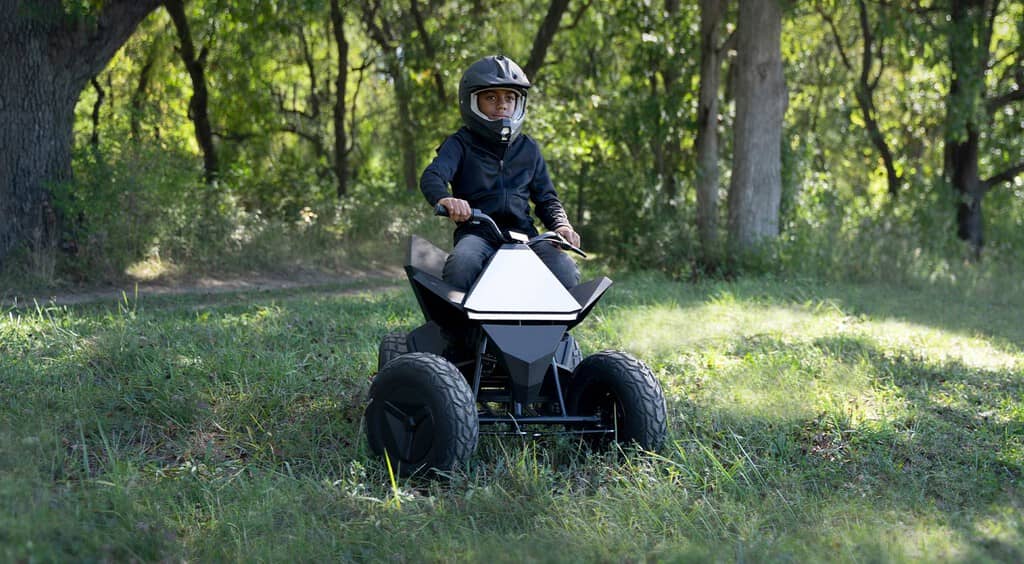 Cyberquad la cuatrimoto de Tesla para niños
