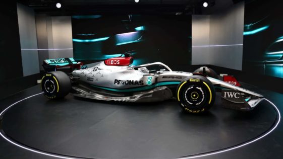Mercedes Benz presenta el W13 para F1 2
