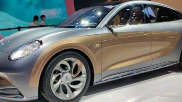 Ora Lightning la copia China del Porsche