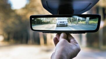 Aprende a ajustar los asientos y los espejos retrovisores