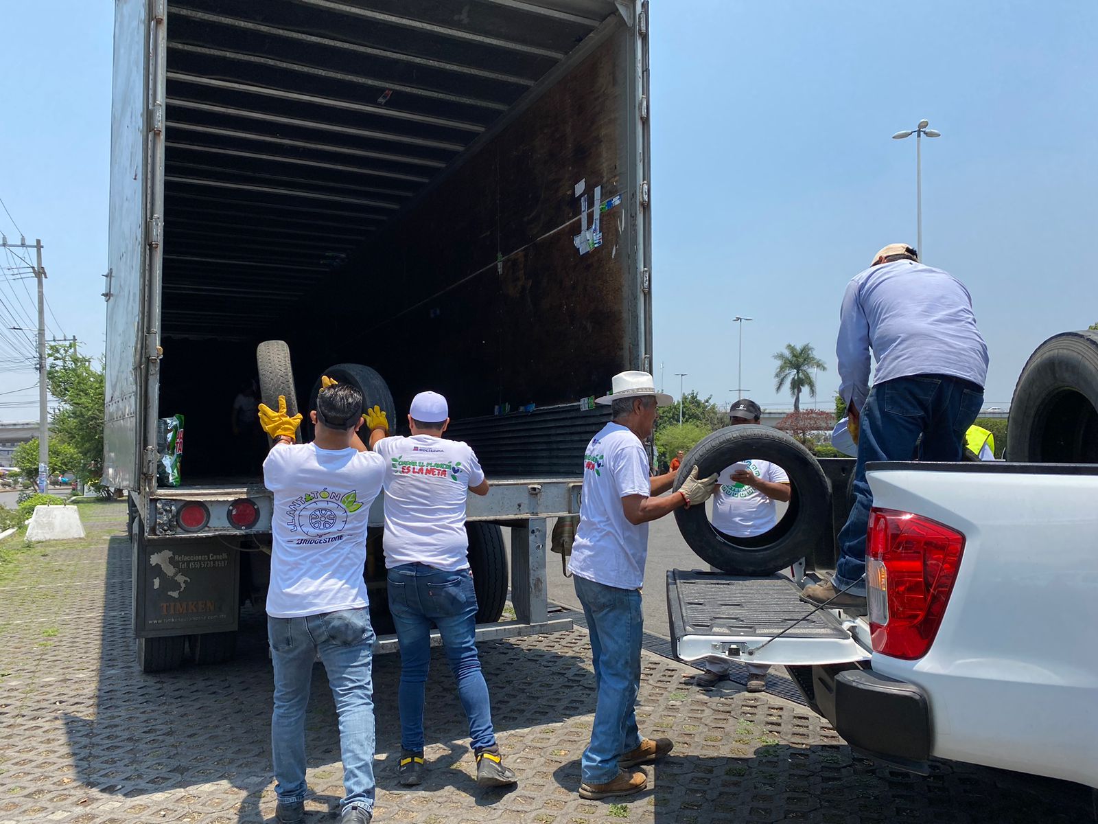 Bridgestone recolecta más de 220 toneladas de llantas de desecho