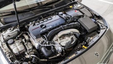 ¿Cómo mantengo en buen estado el motor de mi coche?