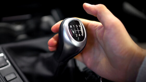 Realiza correctamente los cambios de velocidad