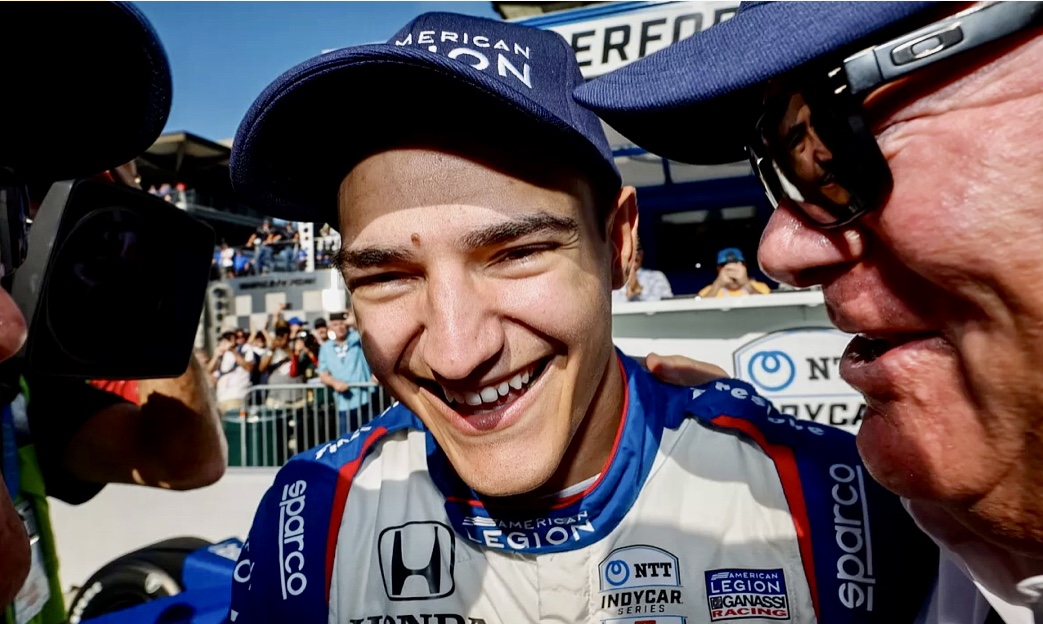 Palou lleva a Honda al triunfo en la INDYCAR Series