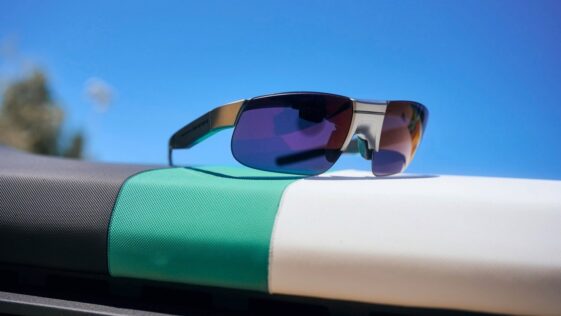 BMW presenta sus nuevas gafas inteligentes para motoristas