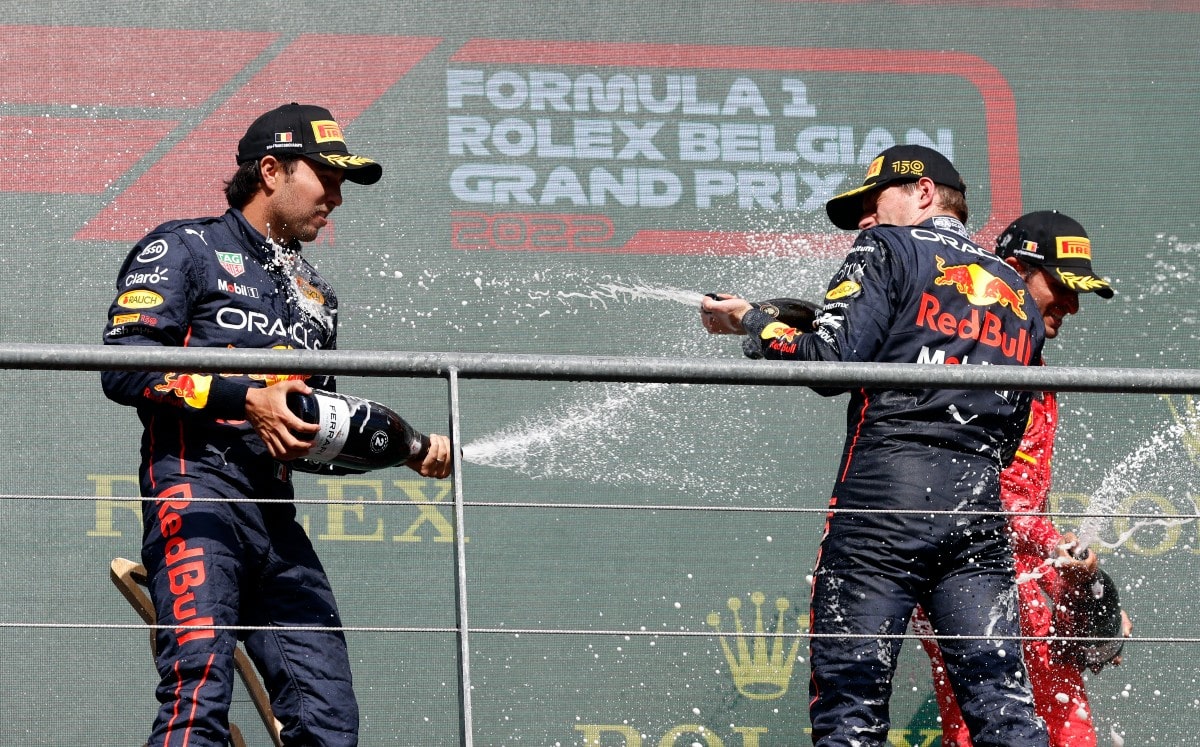 Max Verstappen gana el GP de Bélgica; Checo Pérez queda en 2° lugar