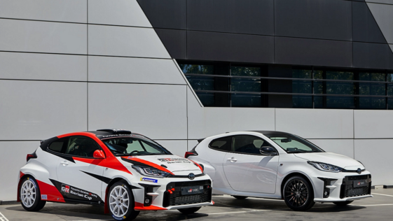 Toyota celebrará sus tres títulos mundiales