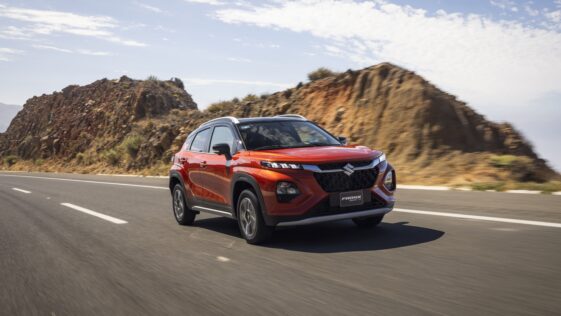 SUZUKI presenta FRONX BOOSTERGREEN 2024