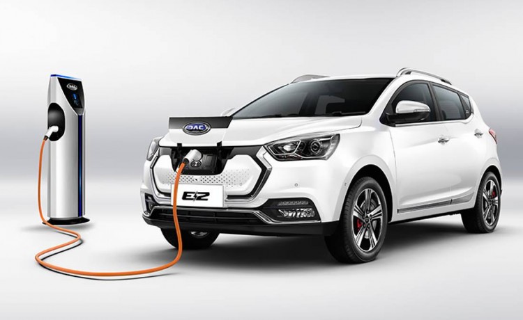 JAC celebra el día mundial de los vehículos eléctricos