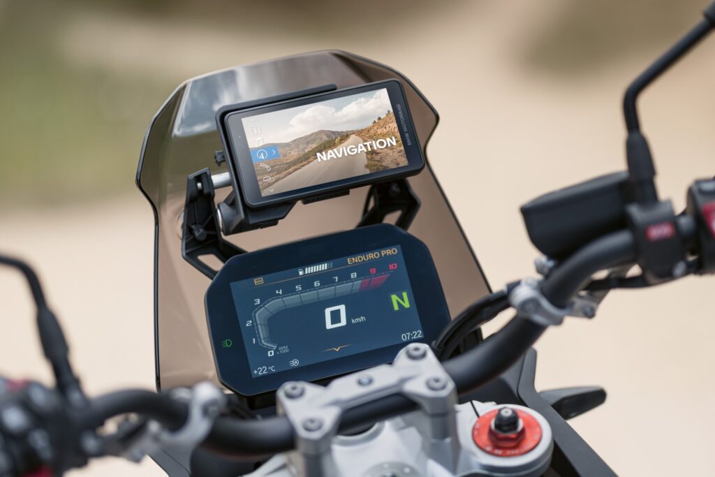 BMW Motorrad presenta el ConnectedRide Navigator