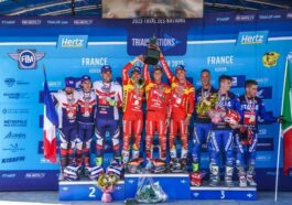 Repsol Honda Team levanta un nuevo trofeo en Francia
